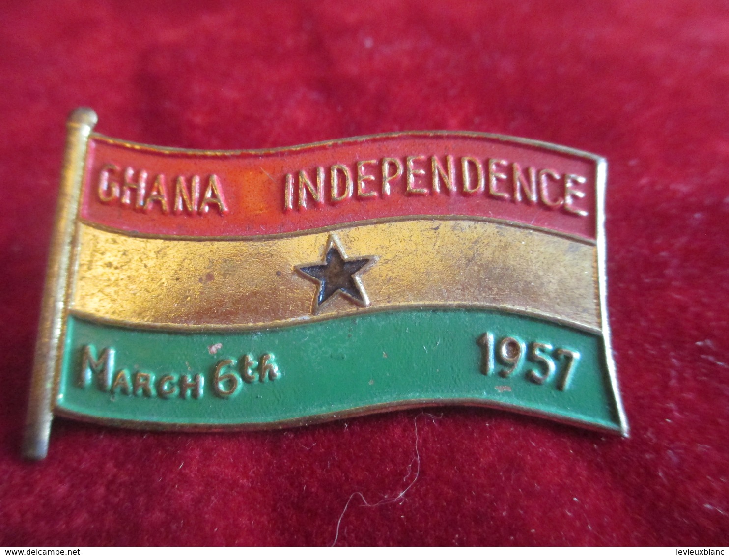 Insigne à épingle/Ghana Independence/Mars 6th 1957/Cuivre Embouti Cloisonné Et Peint /1957                  MED212 - Other & Unclassified