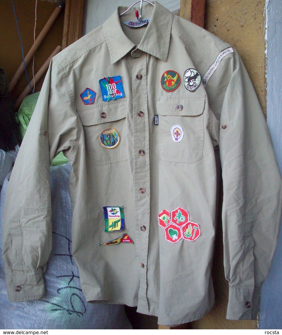 Netherlands Scouts Shirt - 14 Patches - Scouting