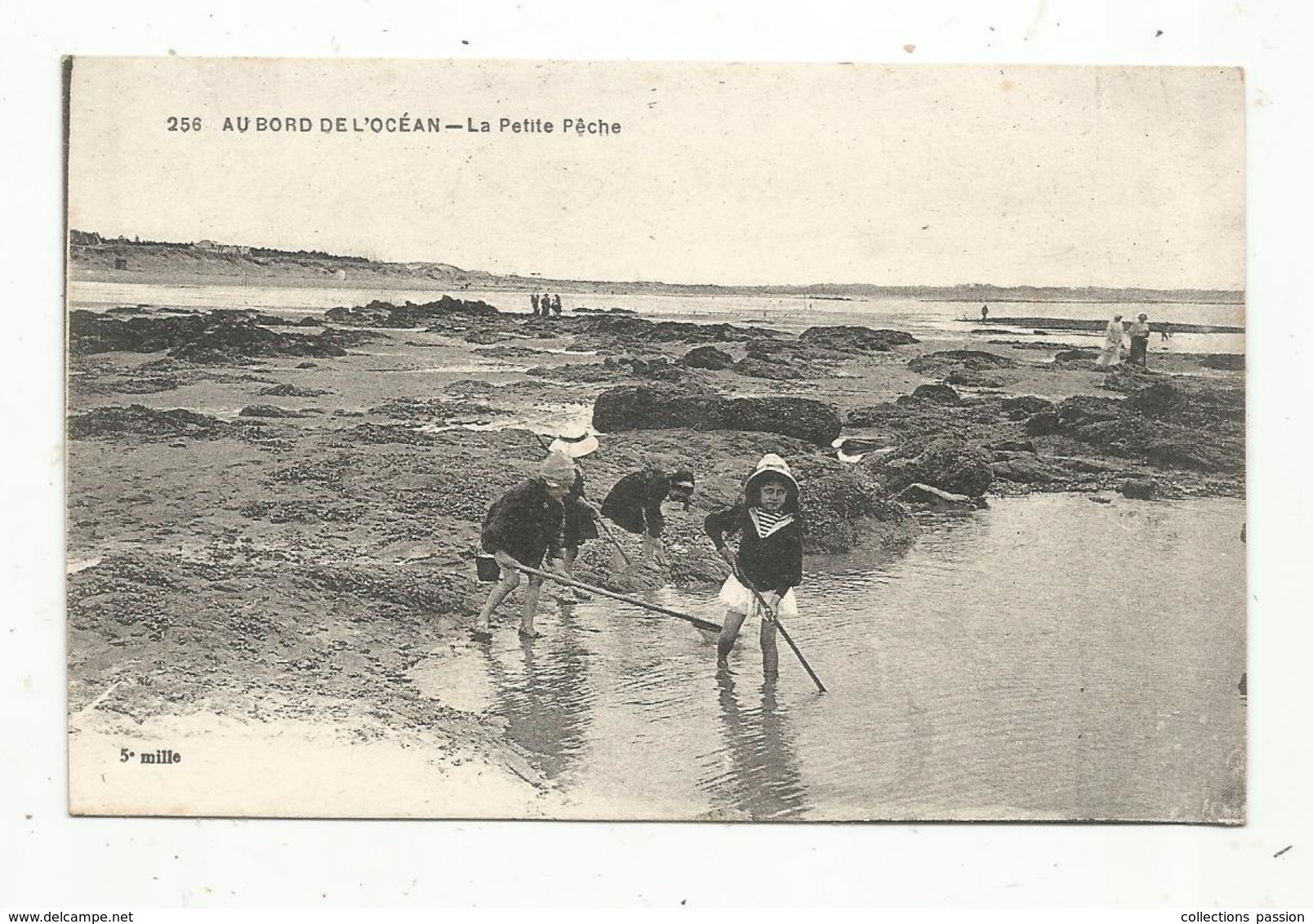 Cp , Sports , La Petite Pêche , Au Bord De L'océan , Enfants , Pêcheurs ,vierge , Ed. Chapeau - Pêche