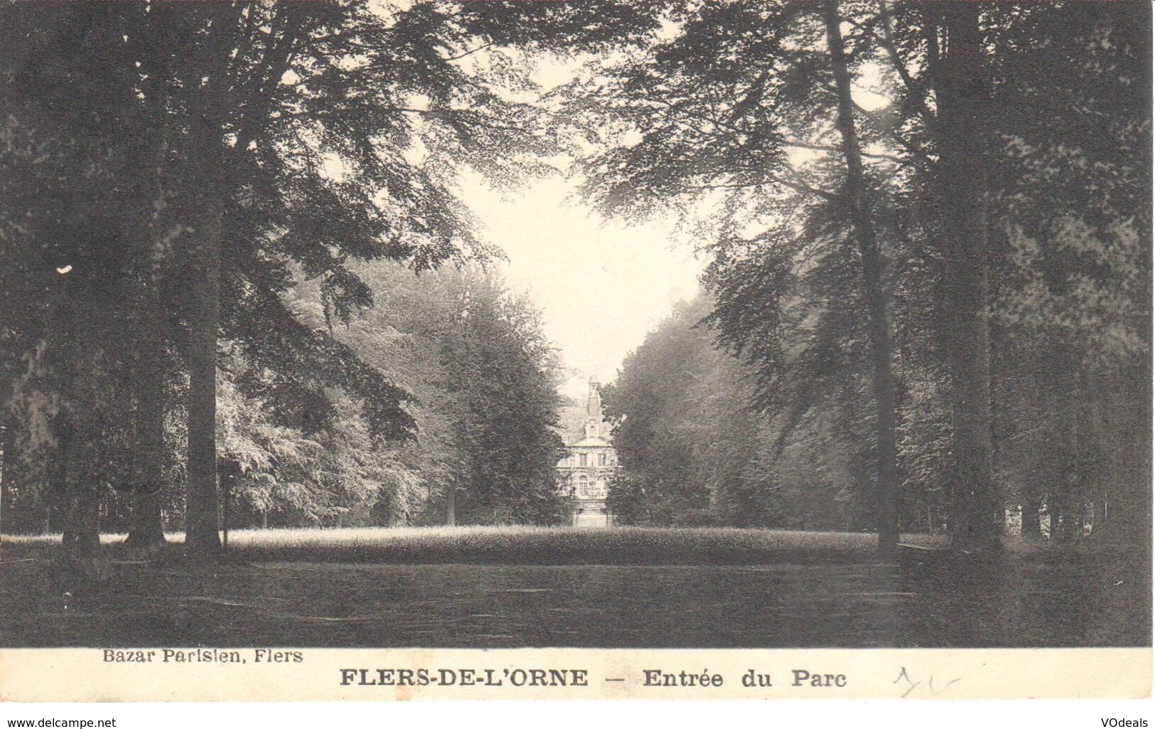 (61) Orne - CPA - Flers De L'Orne - Entrée Du Parc - Flers