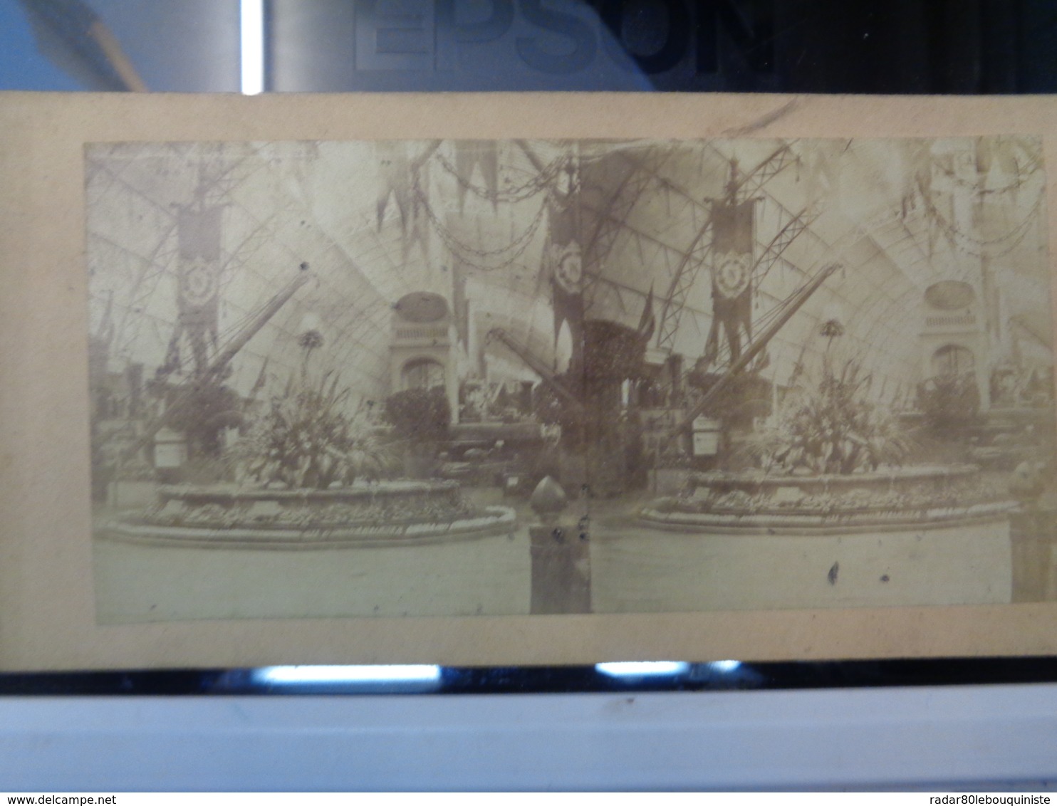 Exposition Universelle De 1867. 19 Vues Stéréoscopiques .carton : 17,5  X 8,5 Cm. - Photos Stéréoscopiques