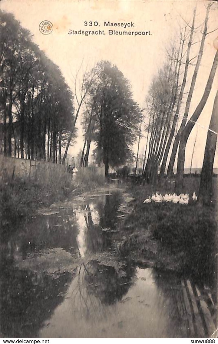 Maeseyck - Stadsgracht, Bleumerpoort (animatie....gevouwen) - Maaseik