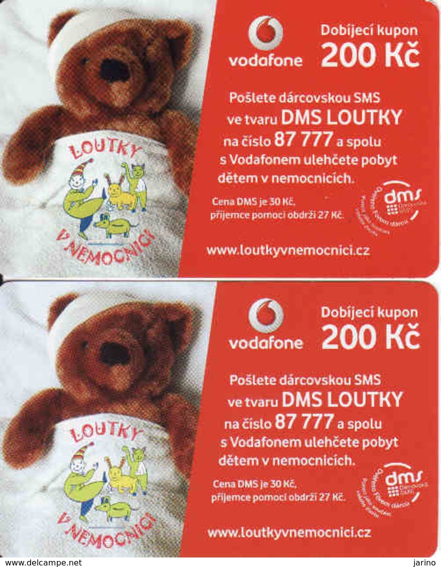 Czech Republic, 2 Different Issue Vodafone Vouchers 200 Kč, See Back Side - Tchéquie