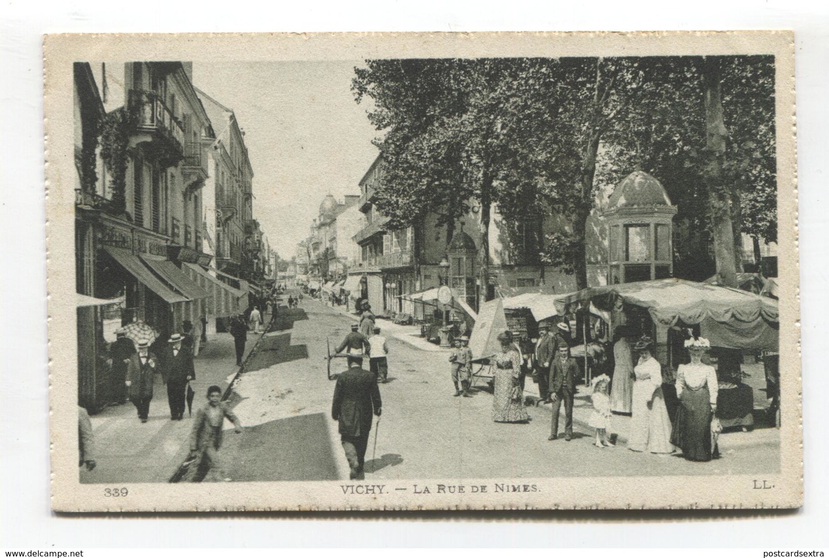 Vichy (03) - La Rue De Nimes, Marché, Market - CPA De 1912 - Vichy
