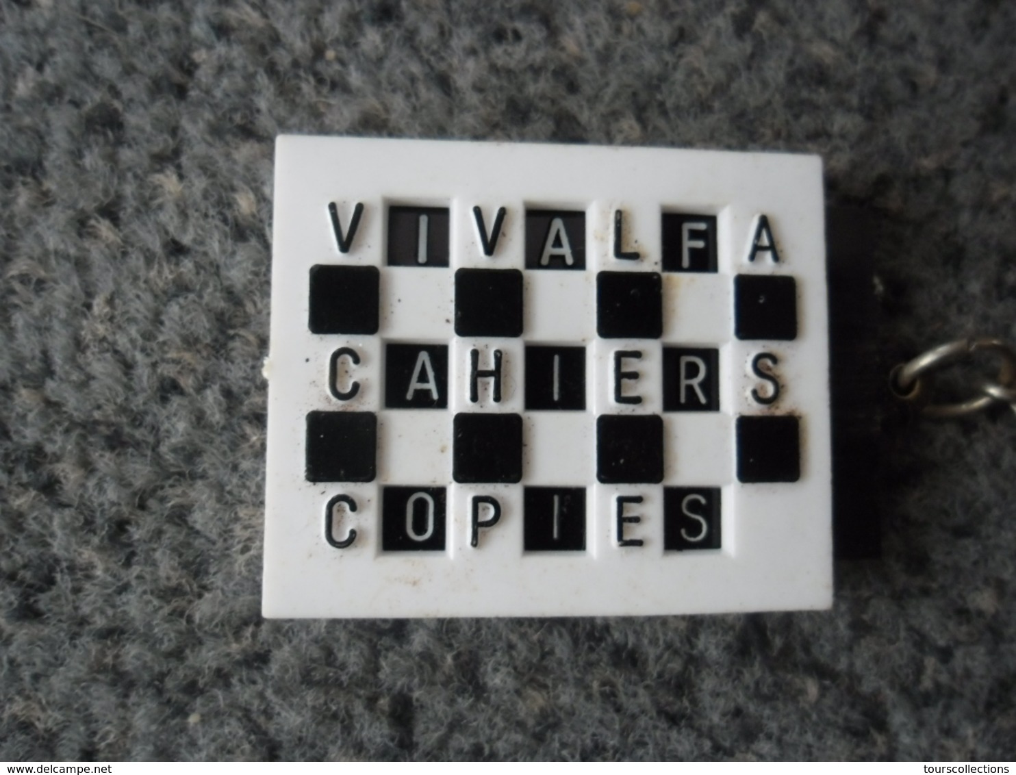 1 PORTE CLEFS Coulissant VIVA LFA CAHIERS COPIES @ Vers 1965 - Porte-clefs