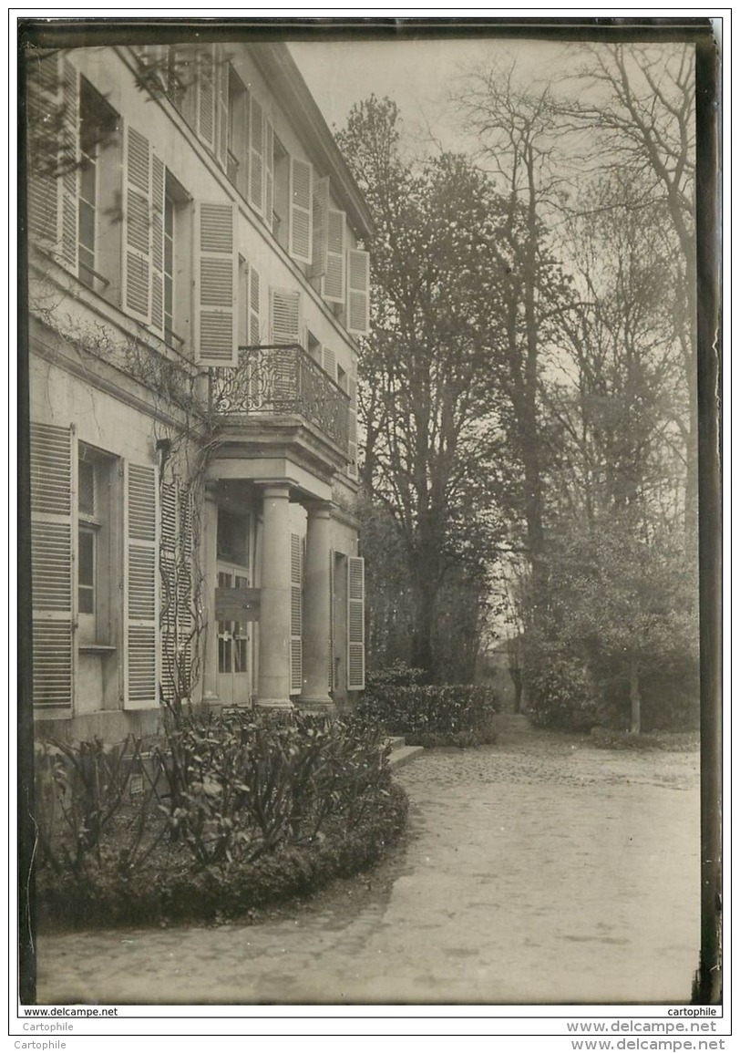 2 Rares Photos Du Chateau De MAISON ROUGE (77) Prise Vers 1915/1920 - Anciennes (Av. 1900)