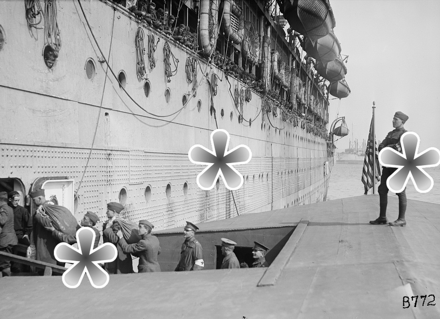 PHOTO(RETIRAGE) 3 Avril 1919 BREST FINISTERE 29 Les Troupes à L'embarquement Pour Le Retour Au Pays - Other & Unclassified