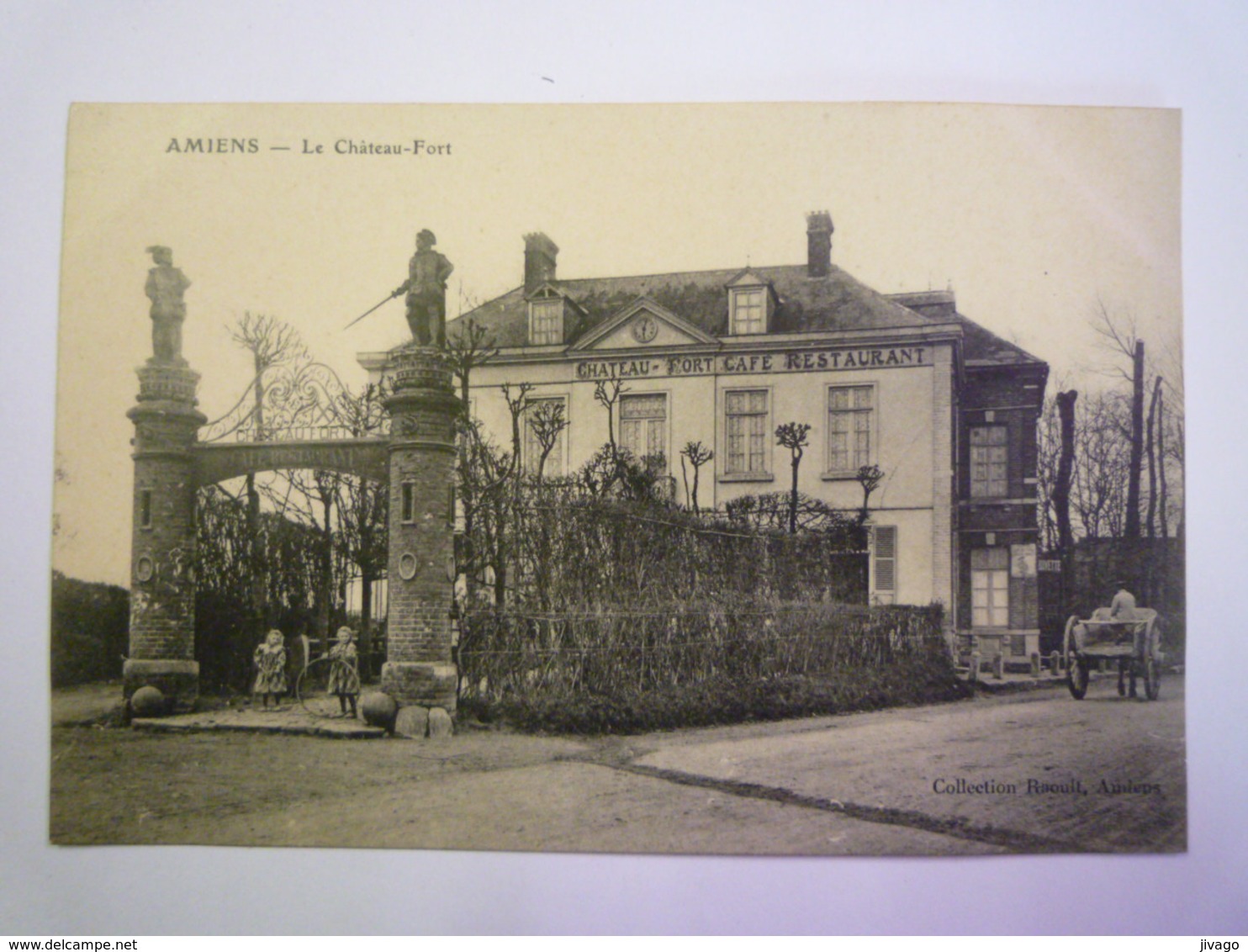 AMIENS  (Somme)  :  Le  CHÂTEAU-FORT    - Amiens