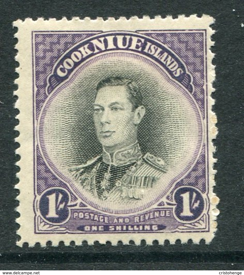 Niue 1944-46 Pictorials - Mult. Wmk. - 1/- King George VI HM (SG 95) - Niue