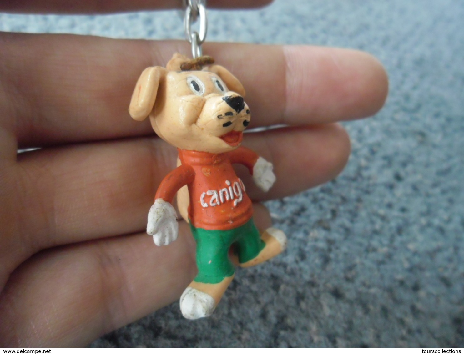 1 PORTE CLEFS CHIEN CANIGOU @ Vers 1965 - Porte-clefs