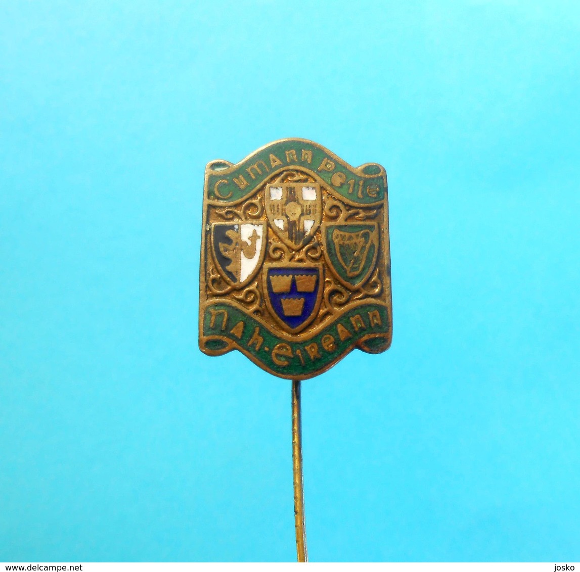 IRELAND FOOTBALL FEDERATION - Very Old Enamel Pin Badge Irish Soccer Association Fussball Futbol Futecol Calcio Foot - Football