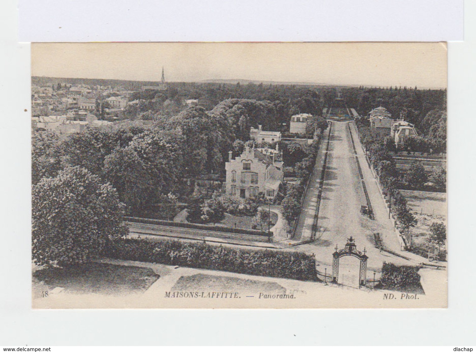 Maisons Lafitte. Cinq Cartes: Vue Générale, Panorama, Place Et Av. Du Château, Le Parc. (2948) - Maisons-Laffitte