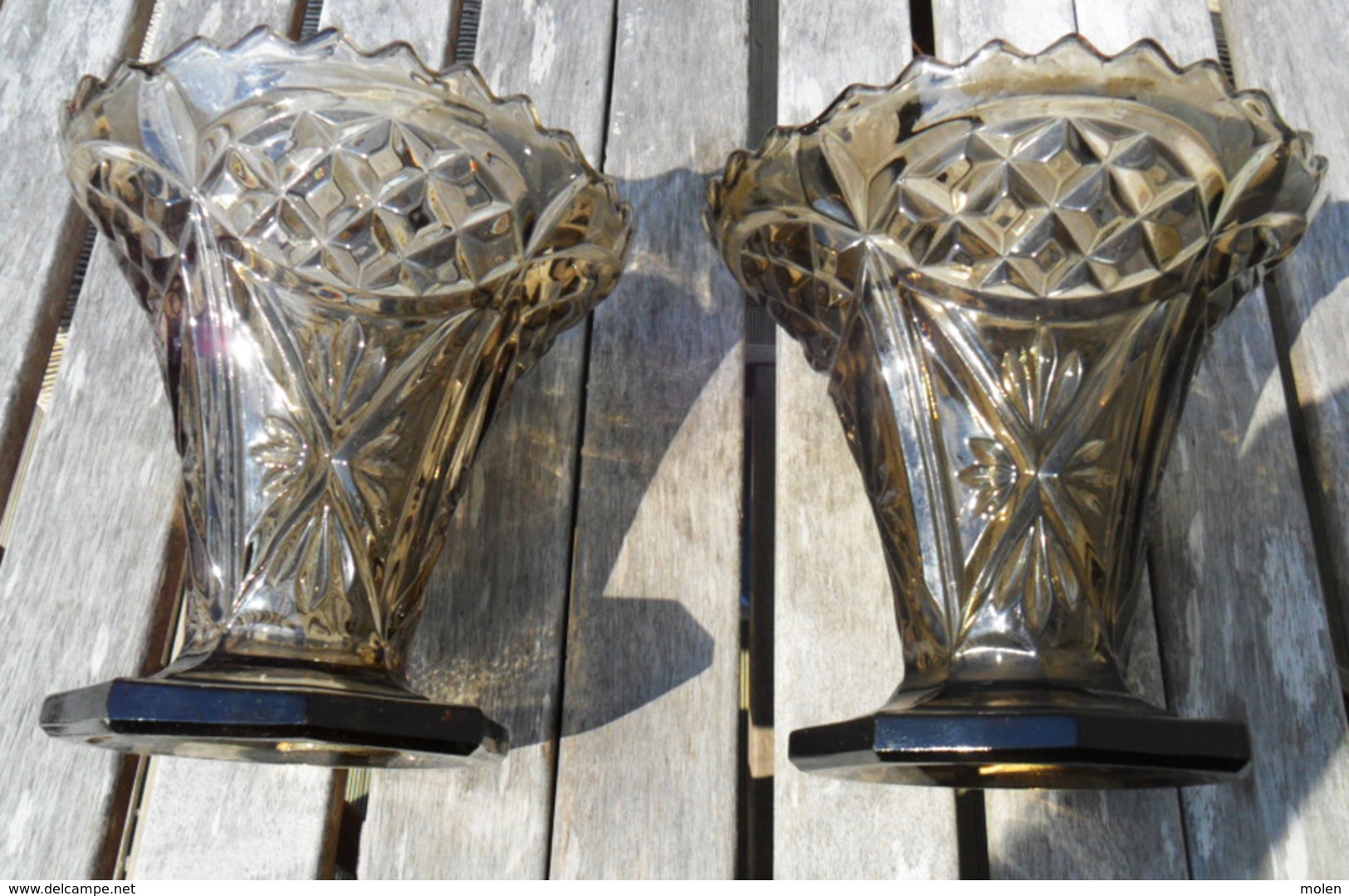 Style Art Déco ANTIQUE PAIRE De VASES Semi-cristal Moulé Noir Début 20eme Siècle Vase ANTIEK STEL VAZEN Vaas Ancien Z495 - Verre & Cristal