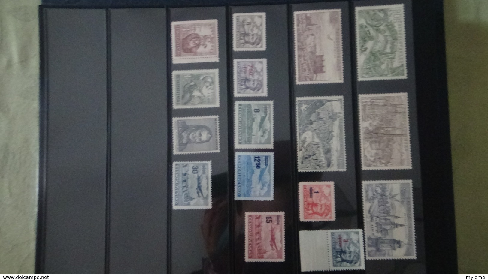 Grosse collection de République Tchèque ** en timbres et blocs. 5 de 5 Port offert dès 50 euros d'achats.