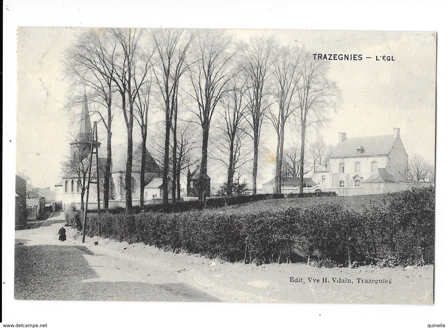 Trazegnies  ( M 4104 )  Vue Sur L’église Et Maison (voir Dos Cachet Censure Et Timbre Allemande) - Courcelles