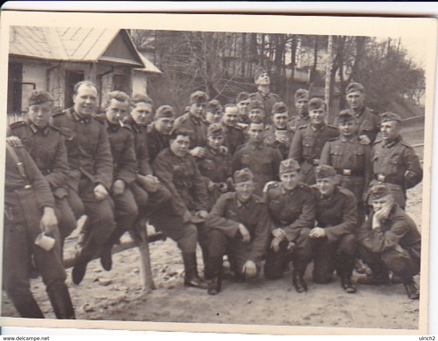 Foto Gruppe Deutsche Soldaten - Urzędów Polen - 2. WK - 8*5,5cm (35106) - Krieg, Militär