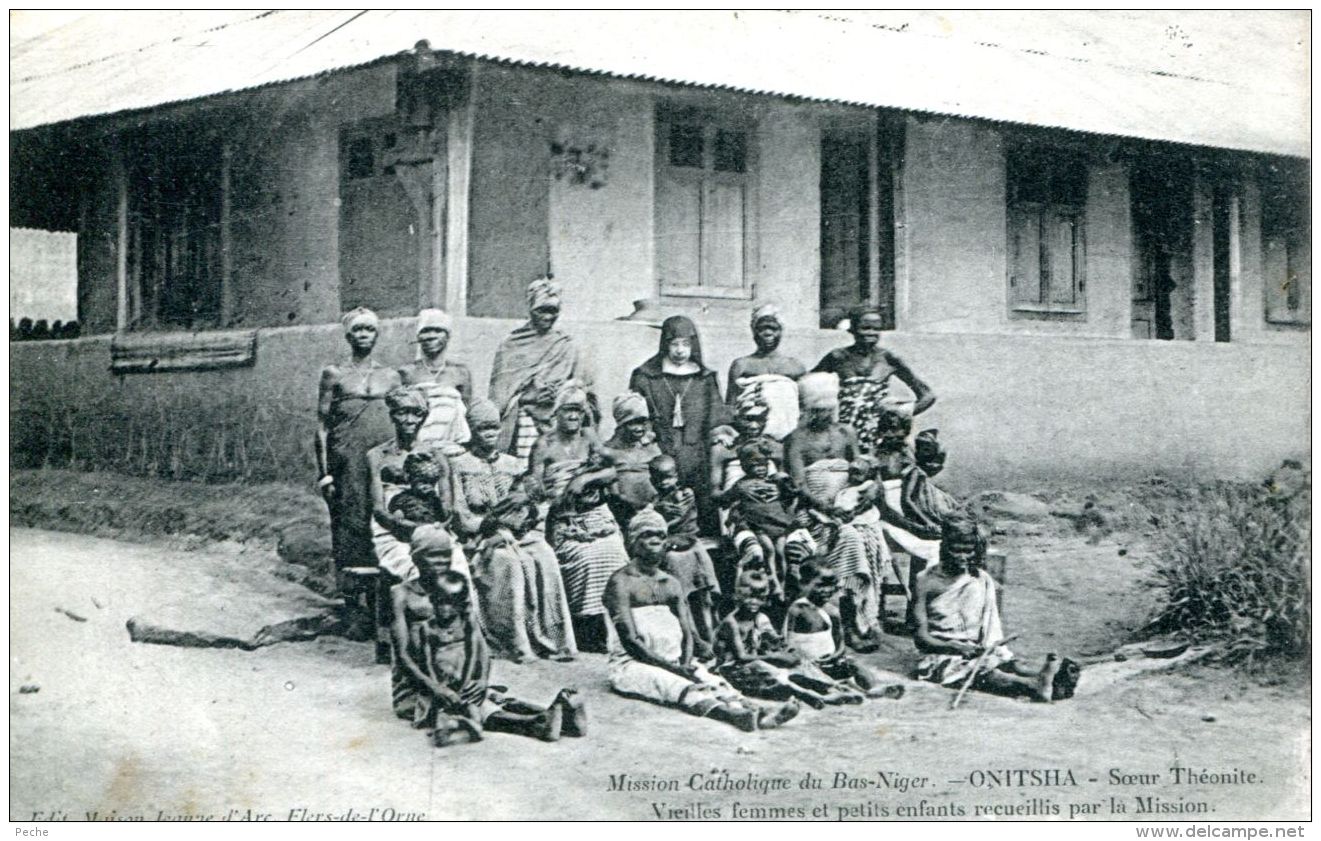 N°1144 A -cpa Mission Catholique Du Bas Niger -Onitsha- - Niger