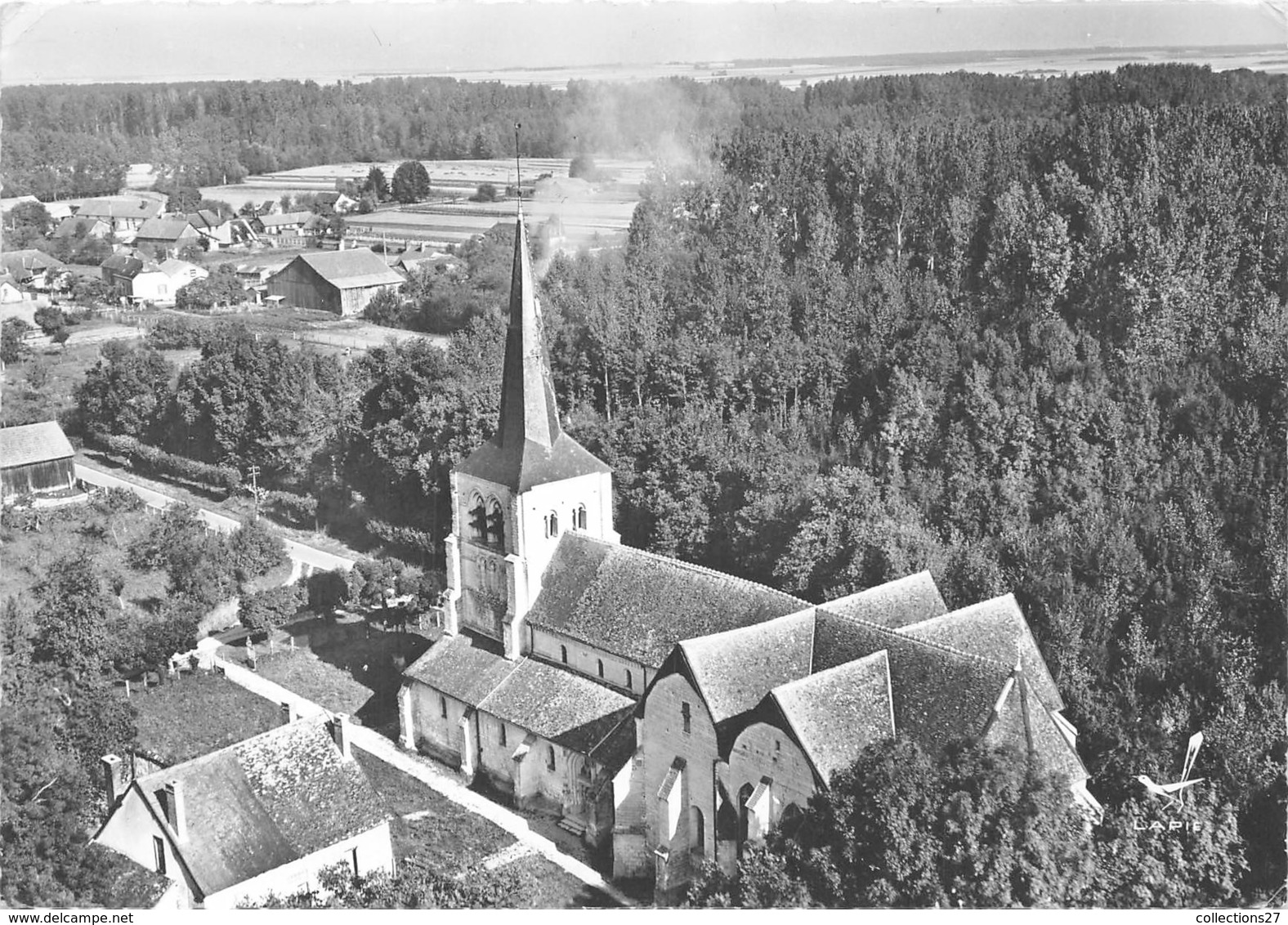 10-POUAN-LES-VALLES- VUE DU CIEL - Autres & Non Classés