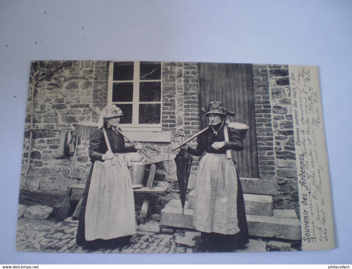 Spa // Souvenir Des Ardennes // Femmes Portant Des Oeufs A Spa // Used 190? Ed.Nels 20/14 - Spa