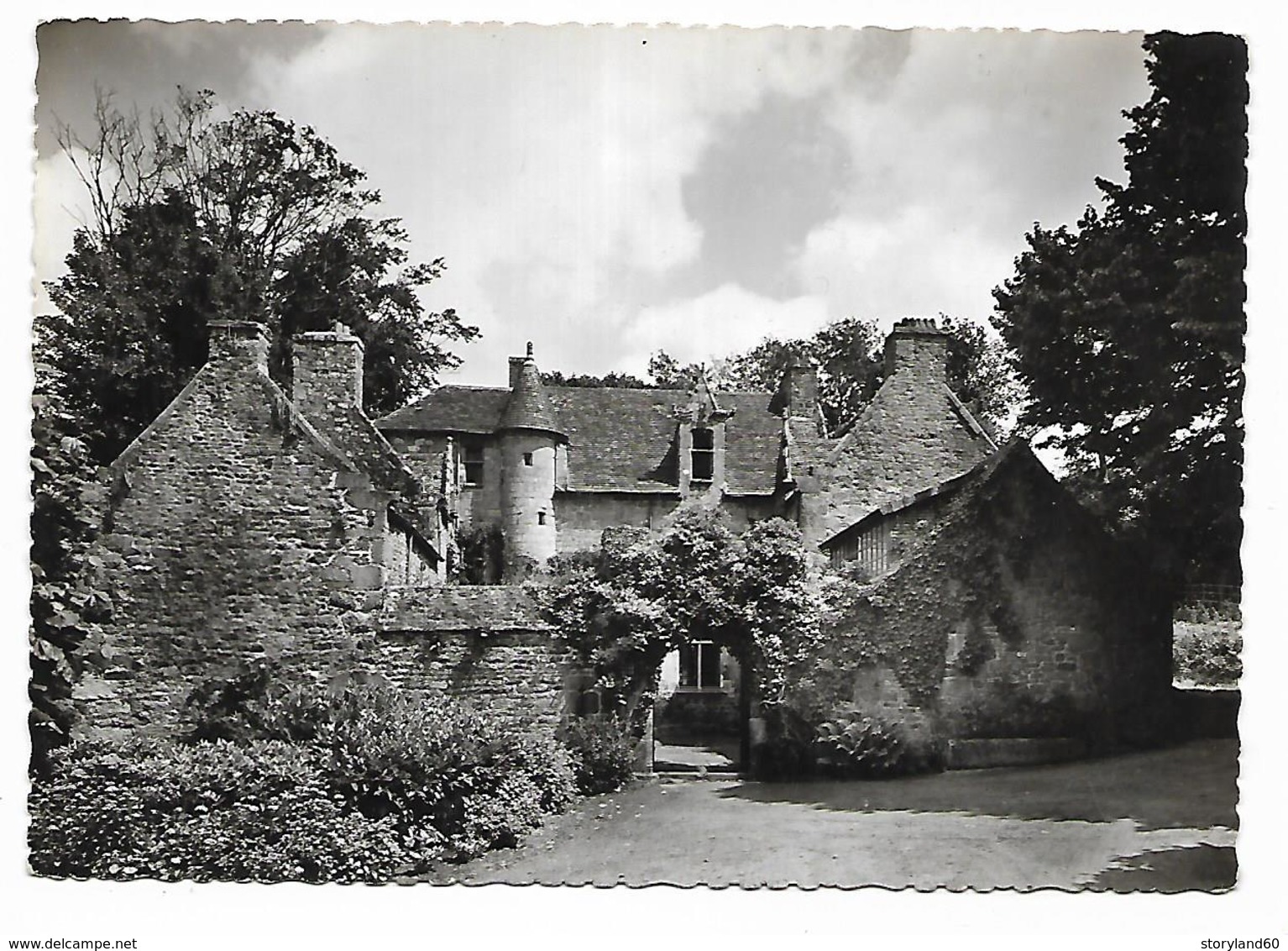 Cpsm 2913900 à Saint Pol De Léon Le Manoir De Kersaliou - Saint-Pol-de-Léon