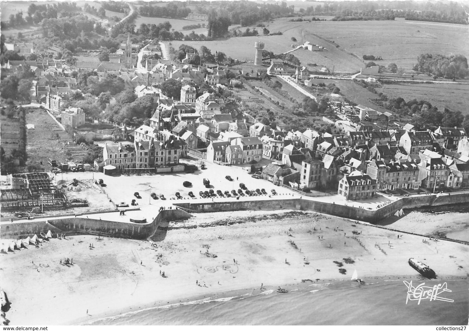 14-ARROMANCHES- VUE AERIENNE LA PLAGE ET LA VUE GENERALE - Arromanches