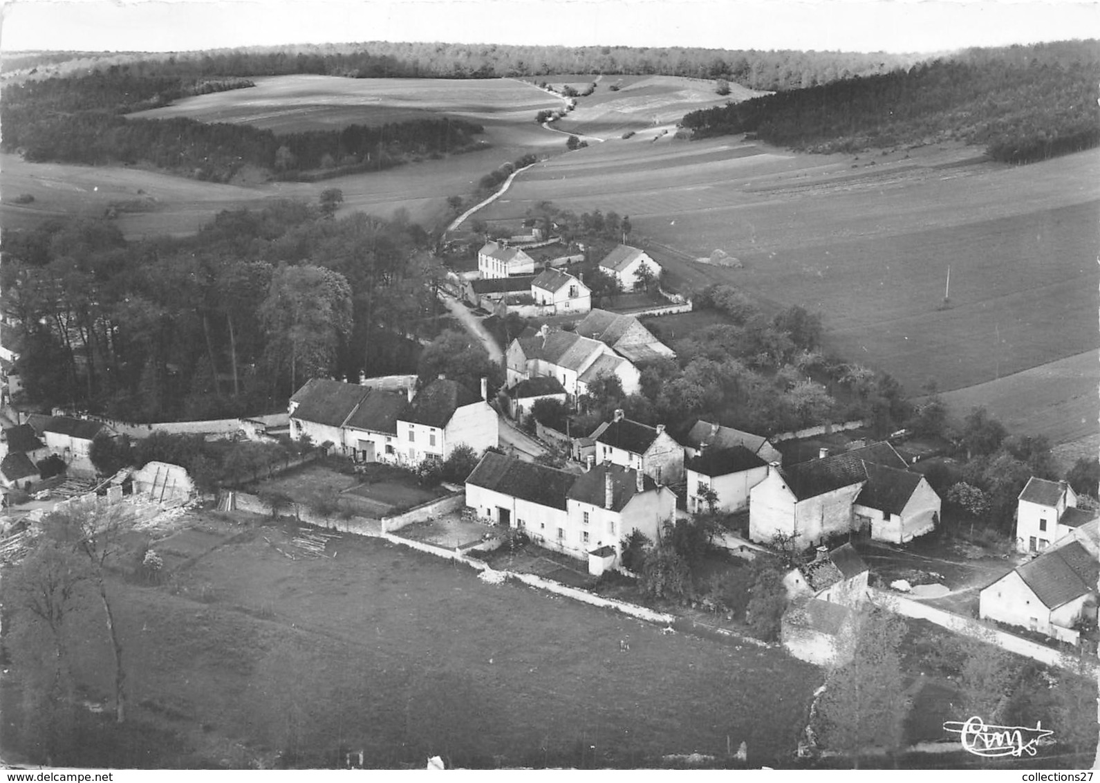 21-VILLIERS-LE-DUC- VUE GENERALE AERIENNE - Autres & Non Classés