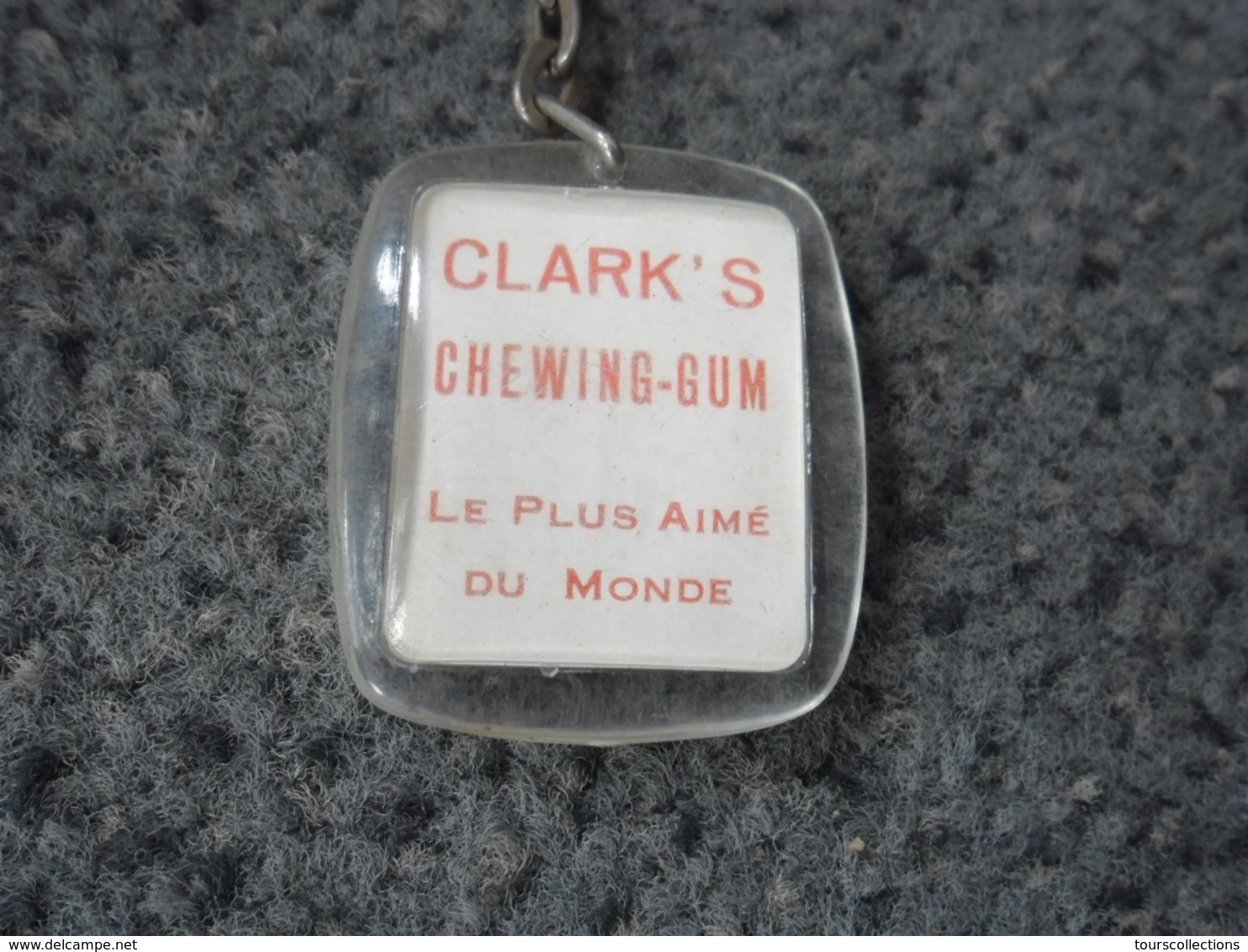 1 PORTE CLEFS CLARK'S - Pub CHEWING-GUM Le Plus Aimé Du Monde - Joker @ Vers 1965 - Porte-clefs