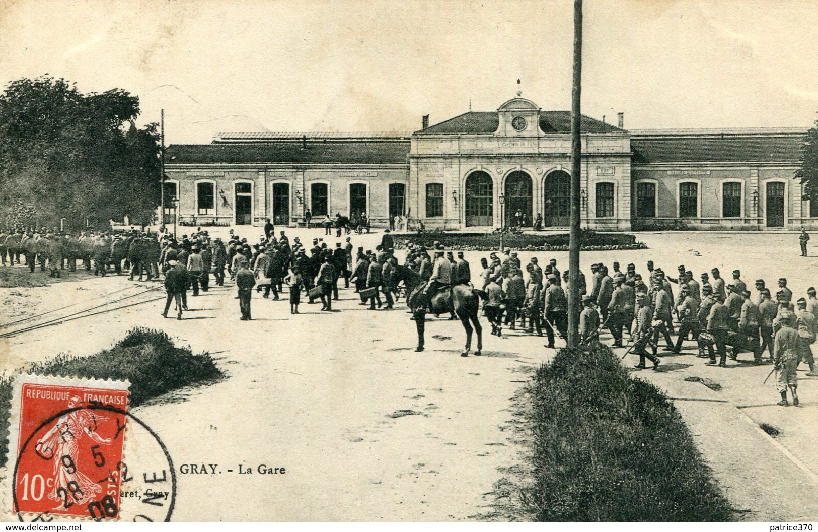 GRAY - La Gare Les Soldats S'y Rendent - Gray