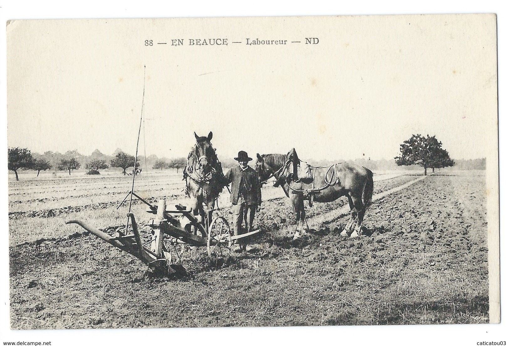 EN BEAUCE (Centre, Ile De France) - Le LABOUREUR Belle Animation - Centre-Val De Loire