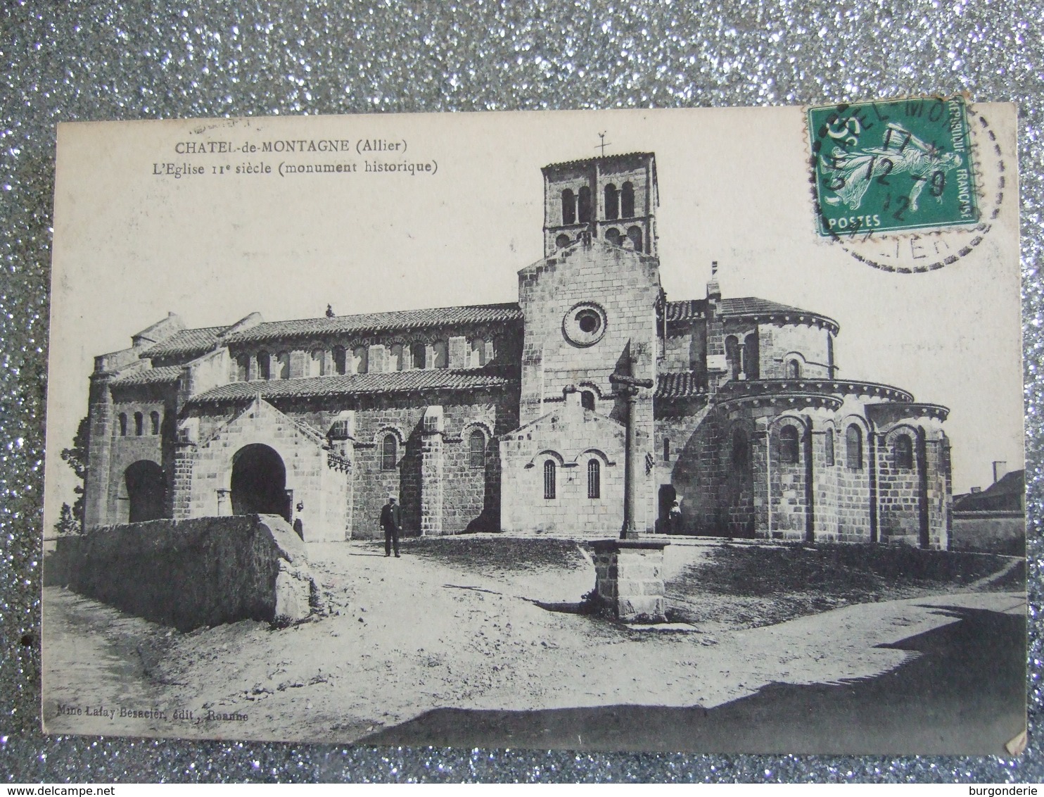 EGLISE ROMANE DE CHATEL MONTAGNE  / LOT DE 2 BELLES CARTES - Autres & Non Classés