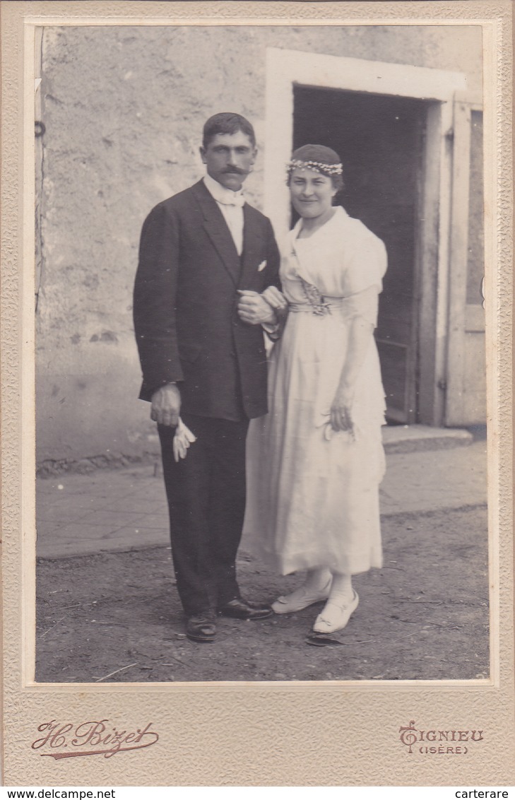 PHOTO ANCIENNE,38,ISERE,TIGNEU,PRES LA TOUR DU PIN,FAMILLE BERTHET,BOUILLEUR DE CRU,FABRIQUANT DE LIQUEUR - Places