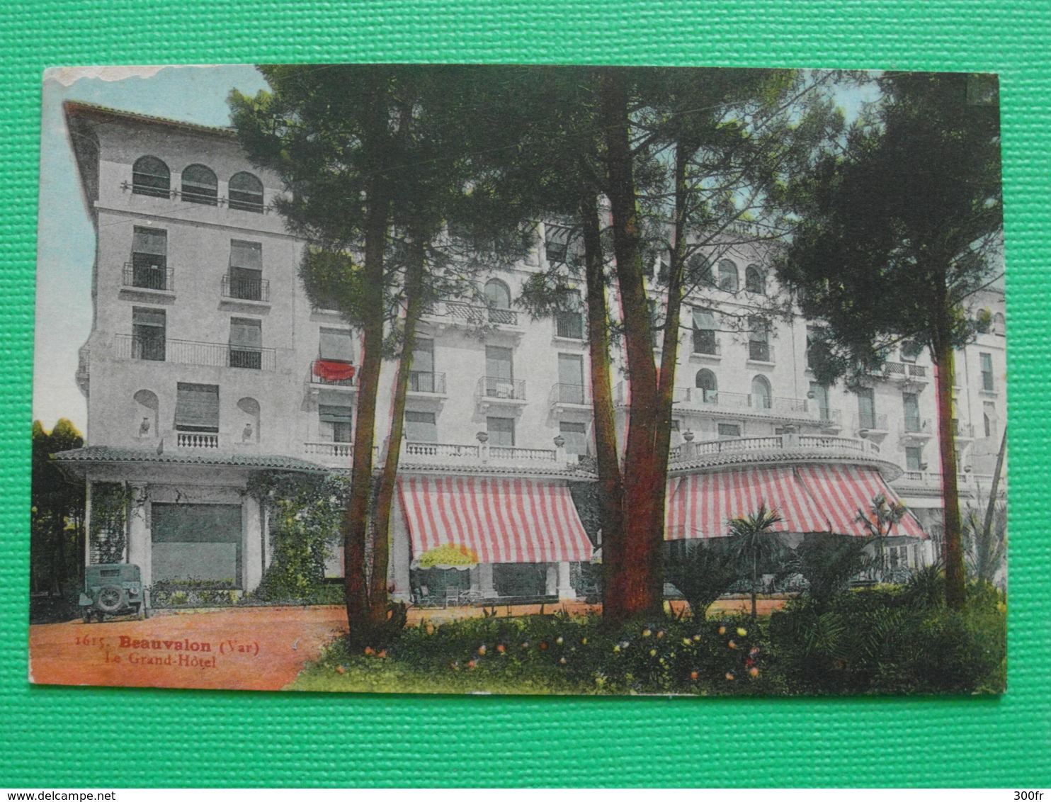 CPA BEAUVALON GRAND HOTEL (83 VAR)  ANIMEE ET COLOREE VOITURE JARDIN - Andere & Zonder Classificatie