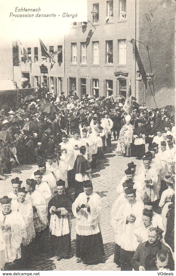 Echternach - CPA - Procession Dansante - Clergé - Echternach