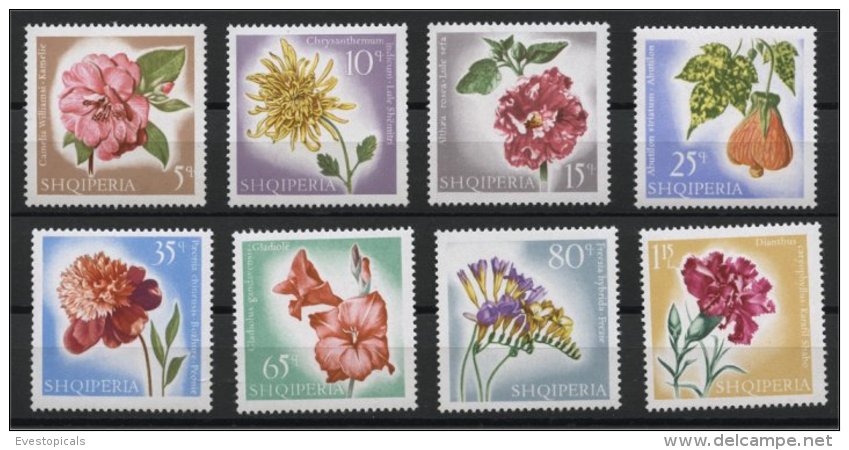 ALBANIA, FLOWERS MNH SET 1967 - Albanie