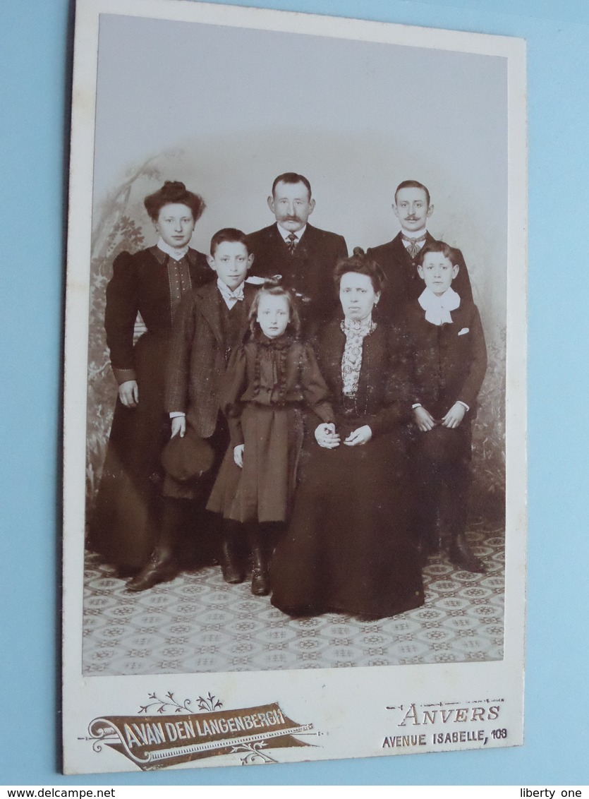 Familie / Famille ( CABINET FOTO A. VANDEN LANGENBERGH Anvers / Zie Foto's Voor Détail ) ! - Guerre, Militaire