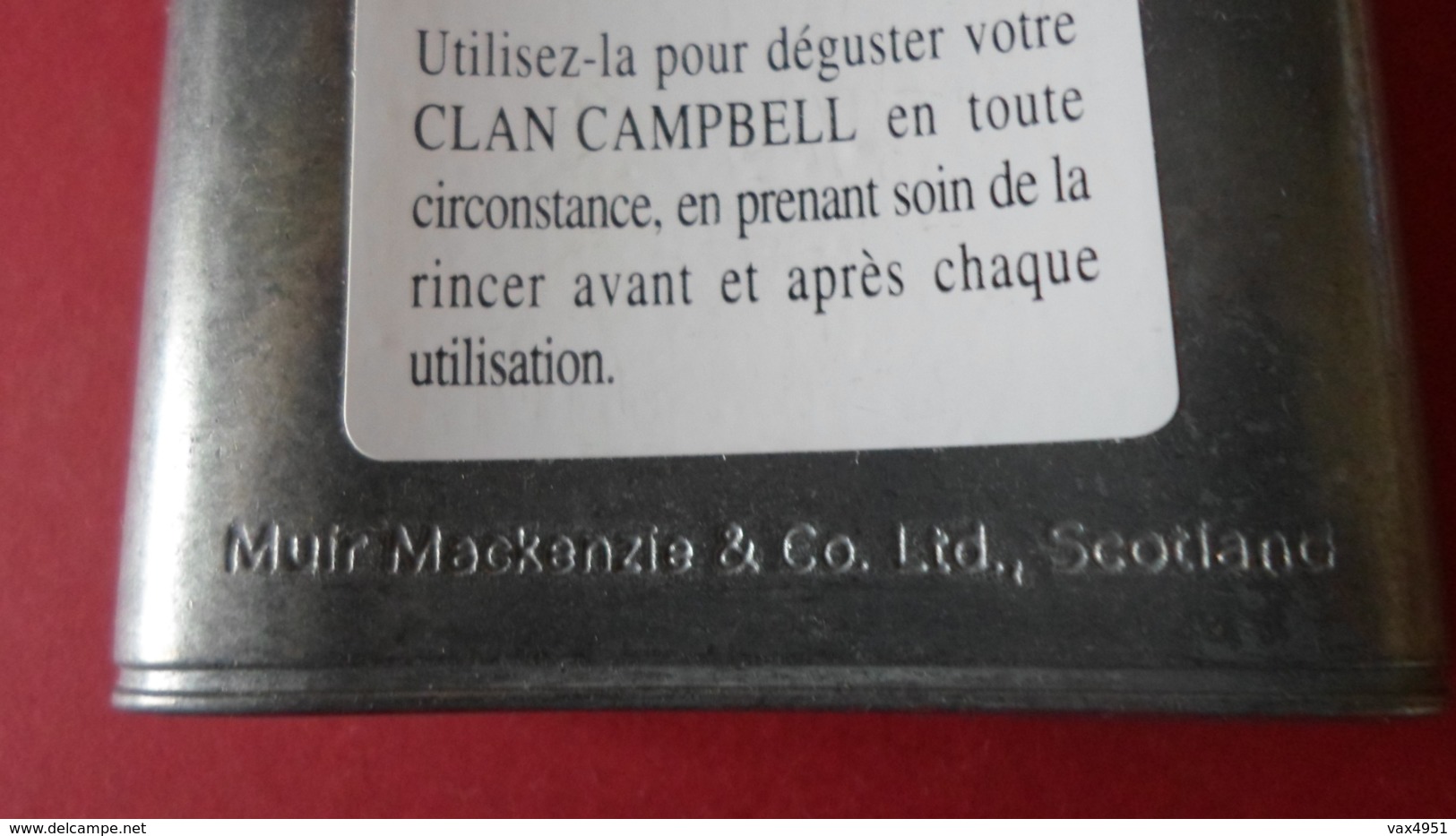 FLASQUE CLAN CAMPBELL WISKY  SCOTLAND   CHATEAU  D INVERARAY    ****   A SAISIR **** - Autres & Non Classés