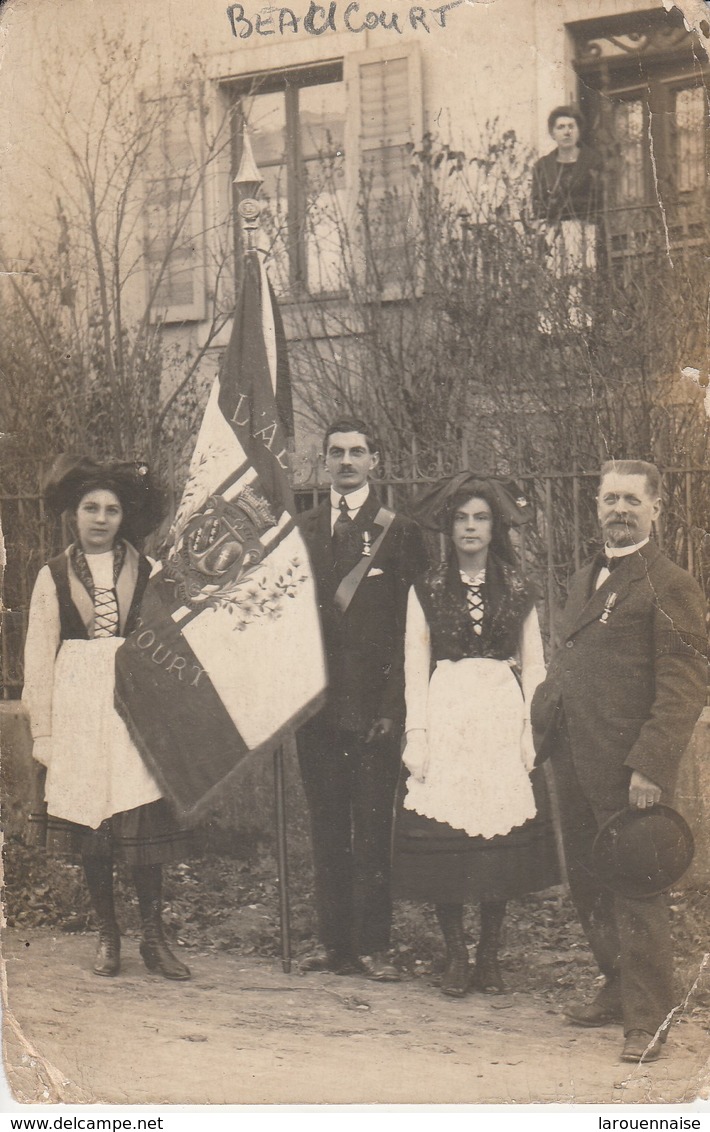 90 - BEAUCOURT - Porte Drapeau (carte Photo) - Beaucourt