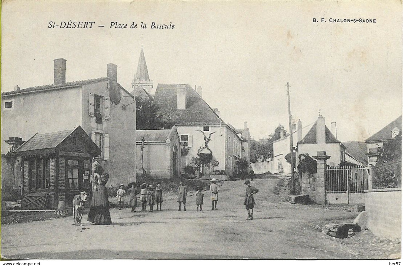 CPA Animée De 1909 : Saint-Désert (71) - Place De La Bascule - Altri & Non Classificati