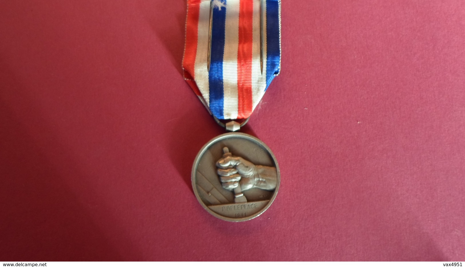 MEDAILLE DES CHEMINOTS P DELEPLACE 1941    ****    RARE  A SAISIR ******* - Autres & Non Classés