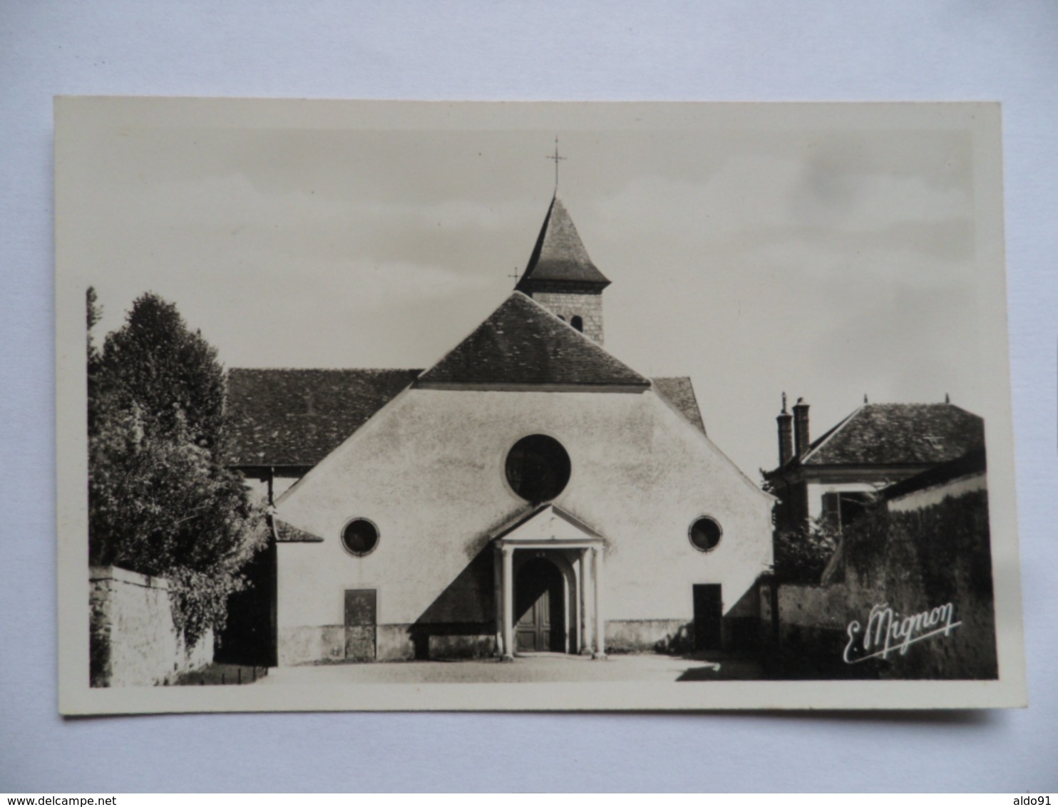 (Seine Et Marne -77)  -  SAMOIS-sur-SEINE  -  L'Eglise.......voir Scans - Samois