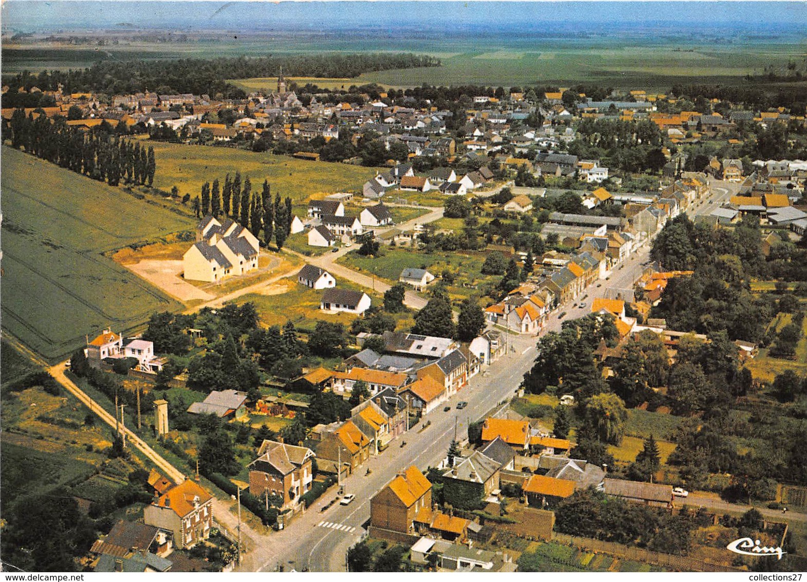 80-CHAULNES- VUE GENERALE AERIENNE ET RUE A BRIAND - Chaulnes