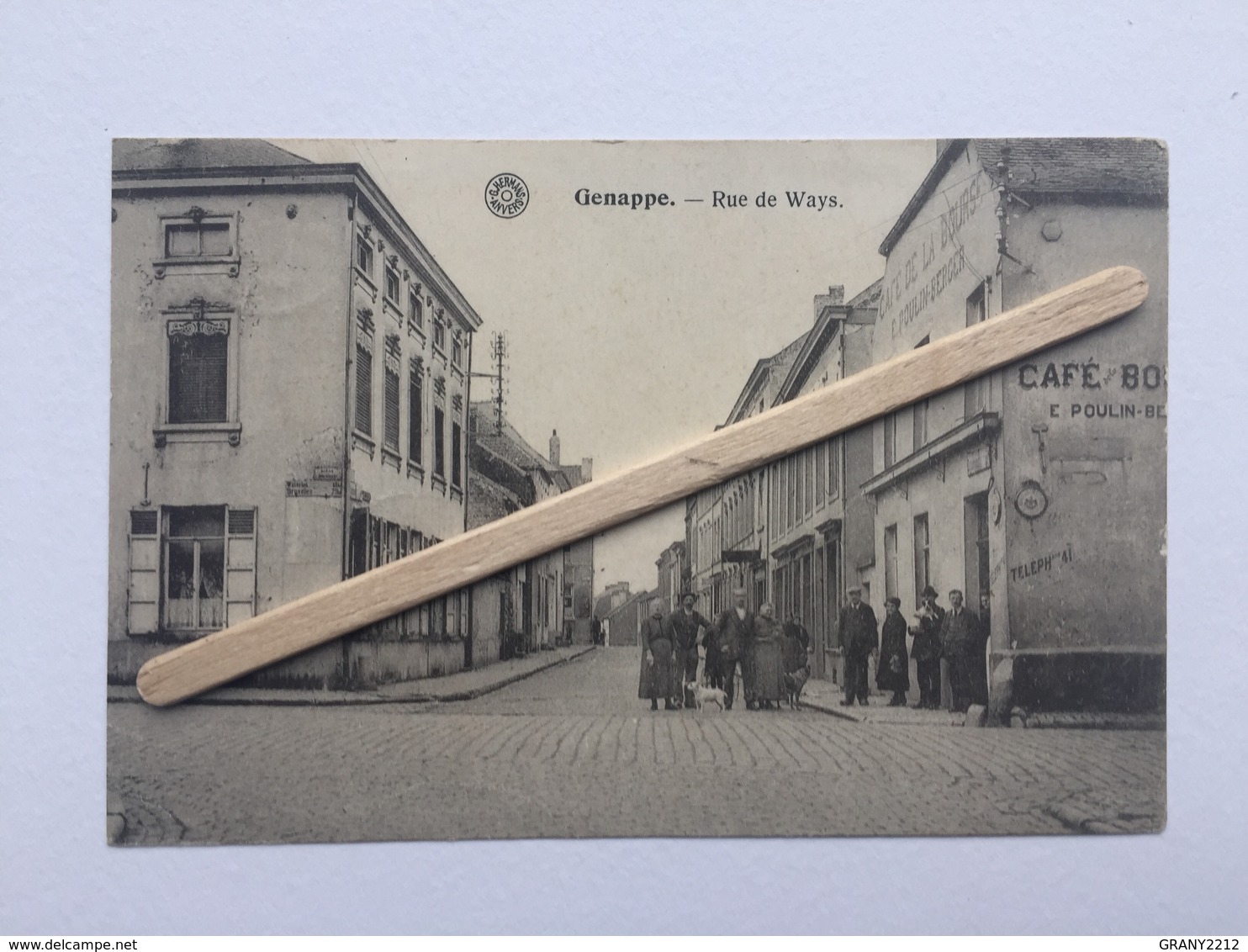 GENAPPE »RUE DE WAYS « Panorama,animée,Café De La Bourse Prop E.Poulin-Berger(1921)G.HERMANS,Anvers. - Genappe