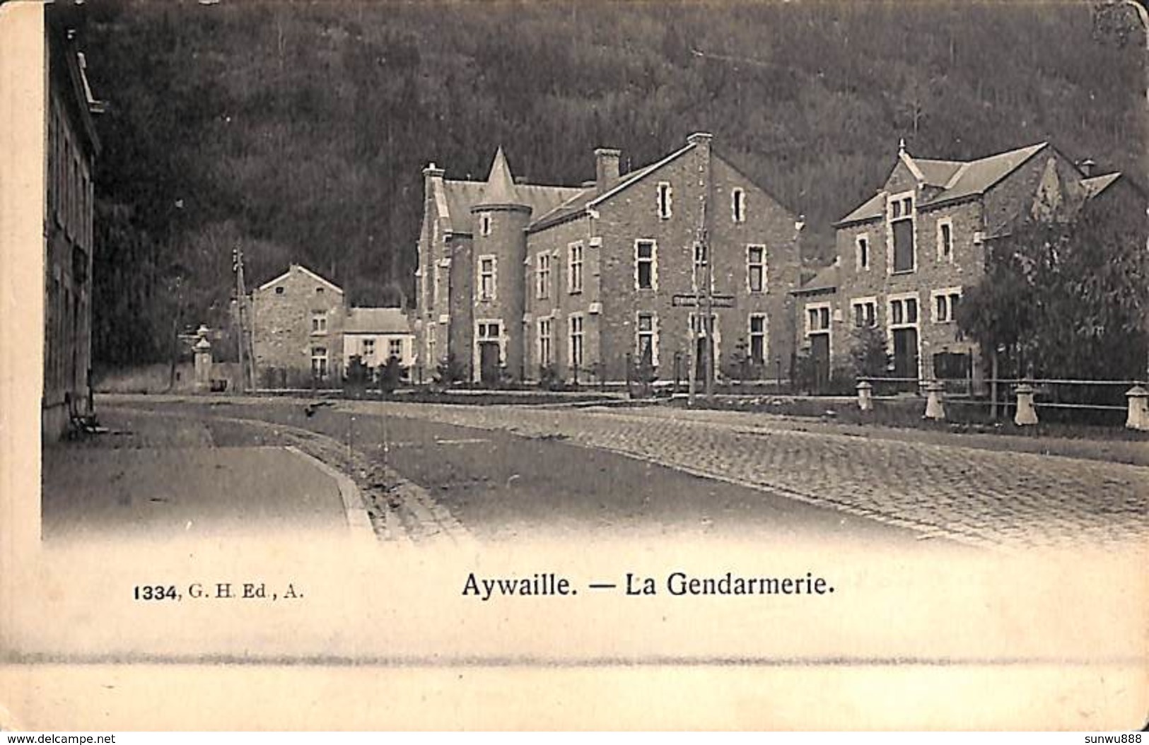 Aywaille - La Gendarmerie ( G H Edit, 1907, Mauvaise Découpe Mais D'époque) - Aywaille