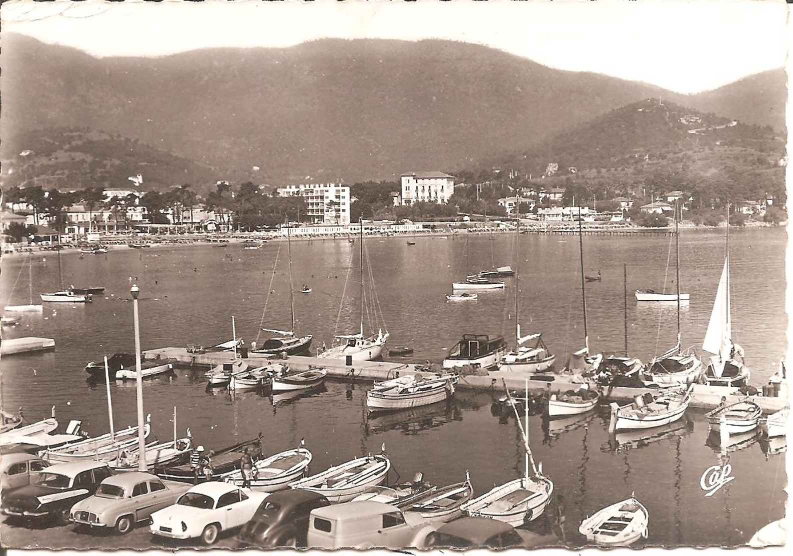 CAVALAIRE-SUR-MER (83) Le Port En 1962  CPSM  GF - Cavalaire-sur-Mer