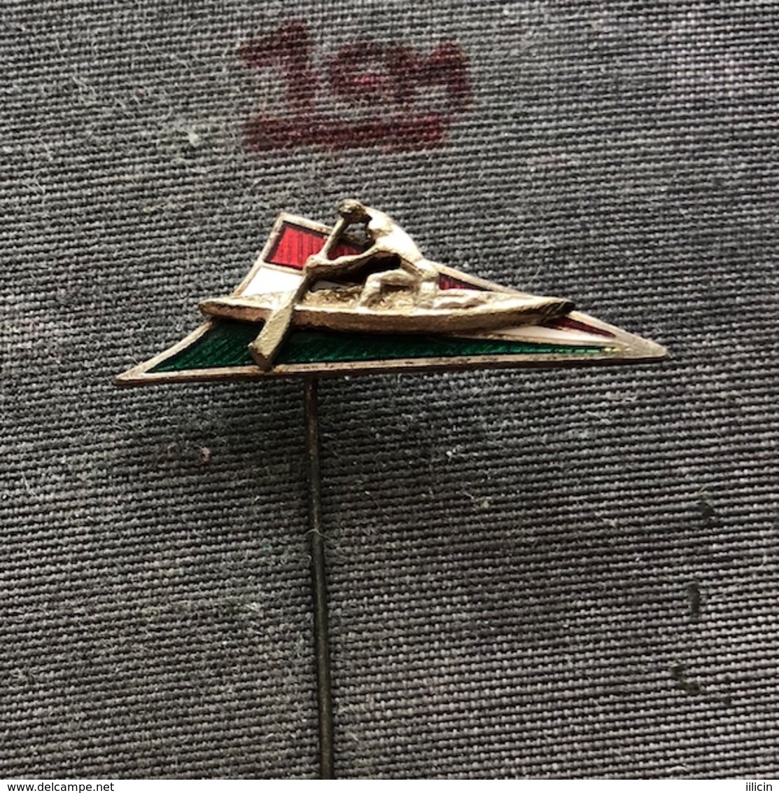 Badge Pin ZN006966 - Rowing / Kayak / Canoe Hungary - Kano