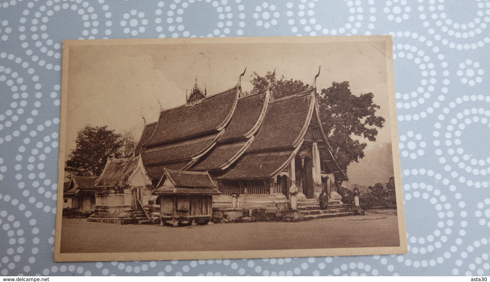 LAOS _ LUANG PRABANG  _  VAT XIENG THONG  …………13 - 22 KZ - Laos