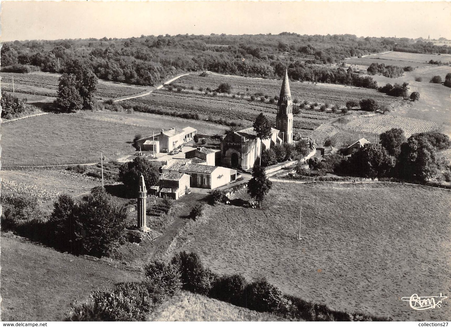 17-FENIOUX- VUE GENERALE AERIENNE - Autres & Non Classés