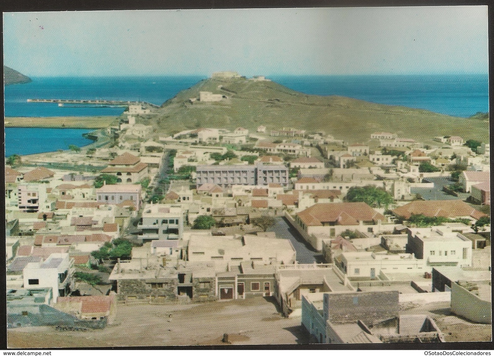 Postal Cabo Verde - Cape Verde - Ilha De S. Vicente - Cidade Do Mindelo - Vista Parcial Da Cidade E Porto - Postcard - Cap Vert