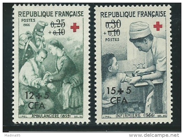 REUNION CFA: **, N° YT 370 Et 371, TB - Unused Stamps