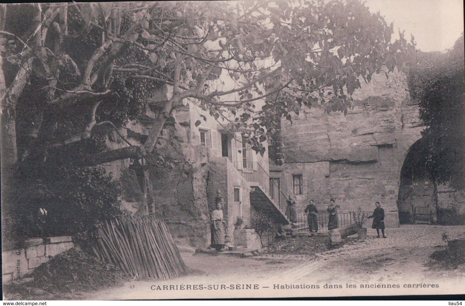 CARRIERES SUR SEINE Habitations Dans Les Anciennes Carrières - Carrières-sur-Seine